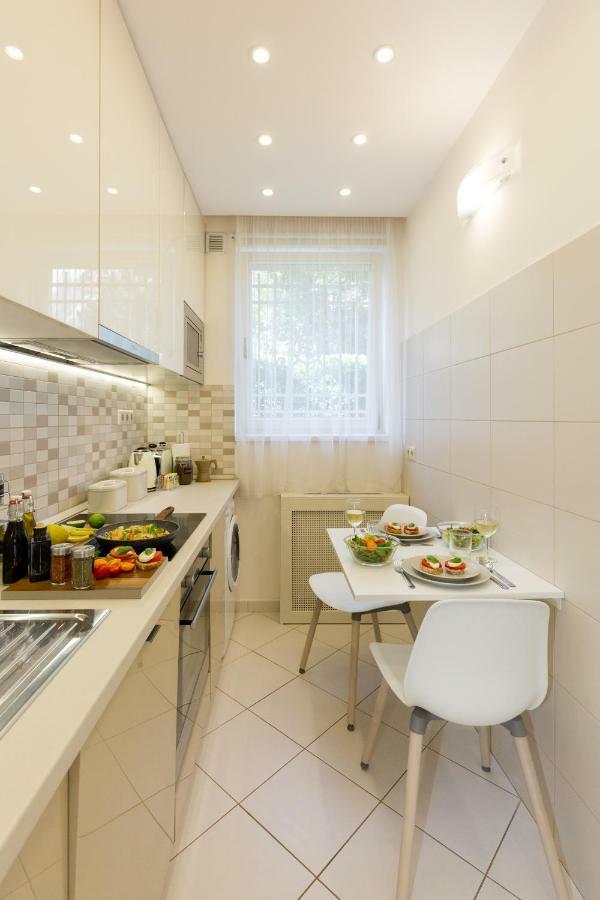 Citypark Villa Flat Будапеща Екстериор снимка